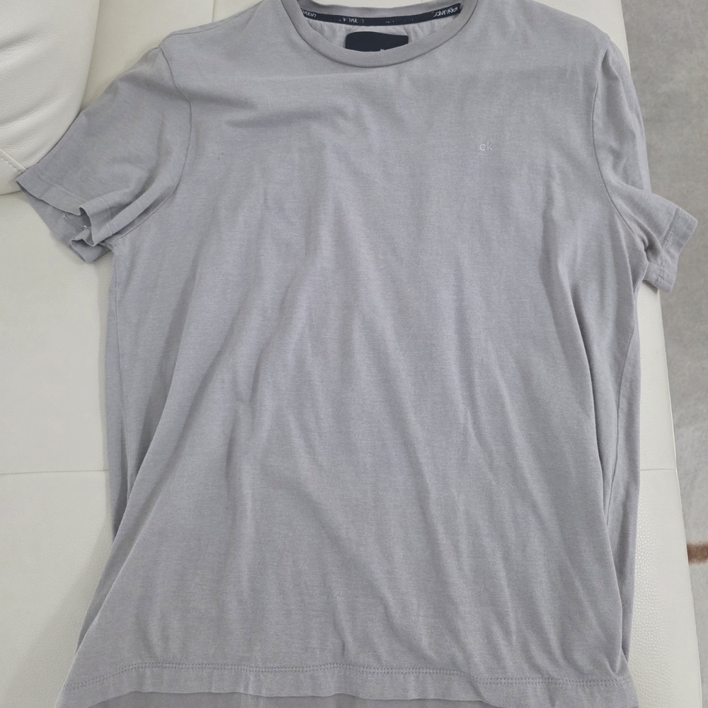 Calvin Klein Light Gray Short Sleeve Tee